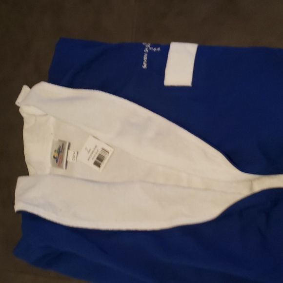 Men's Robe - Picture 13 of 13